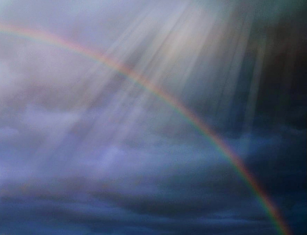 Regenbogen / iStock/Sylvie Rainbow with sunbeams